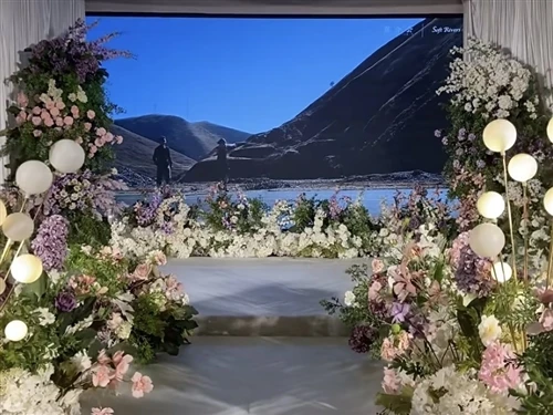 Outdoor com display LED: especificações técnicas e guia de instalação profissional